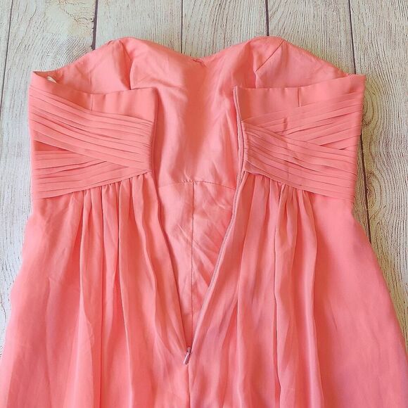 David's Bridal strapless pleated chiffon gown style# F15555 sz 4 - Picture 8 of 11